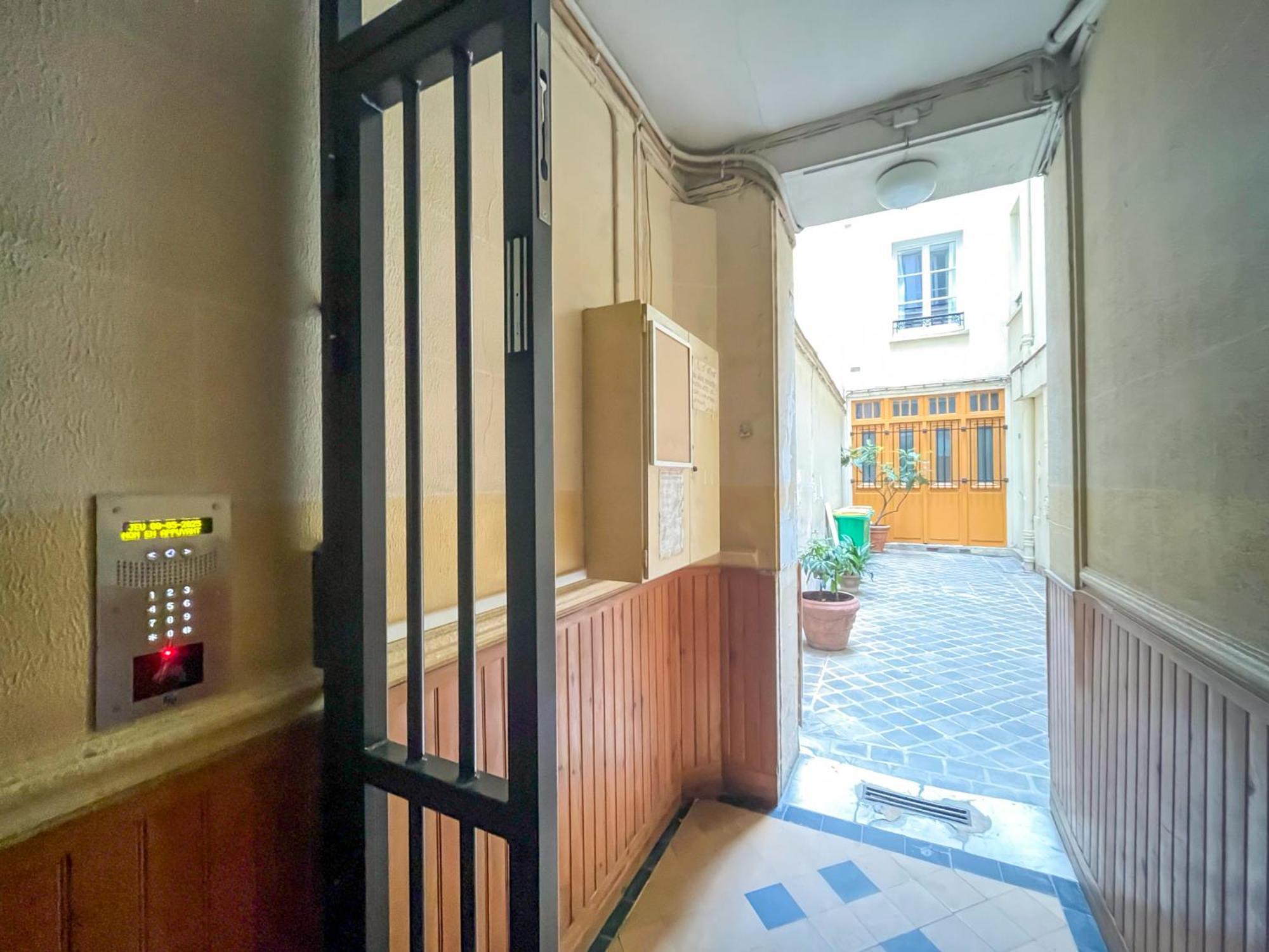 Apartment 101 - Urban Centre Pompidou Paris